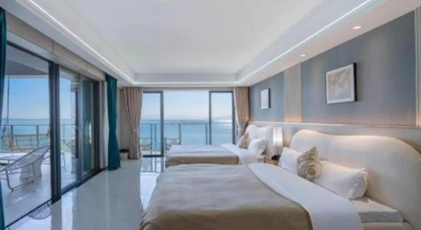 Bed in Island Skylight Resort