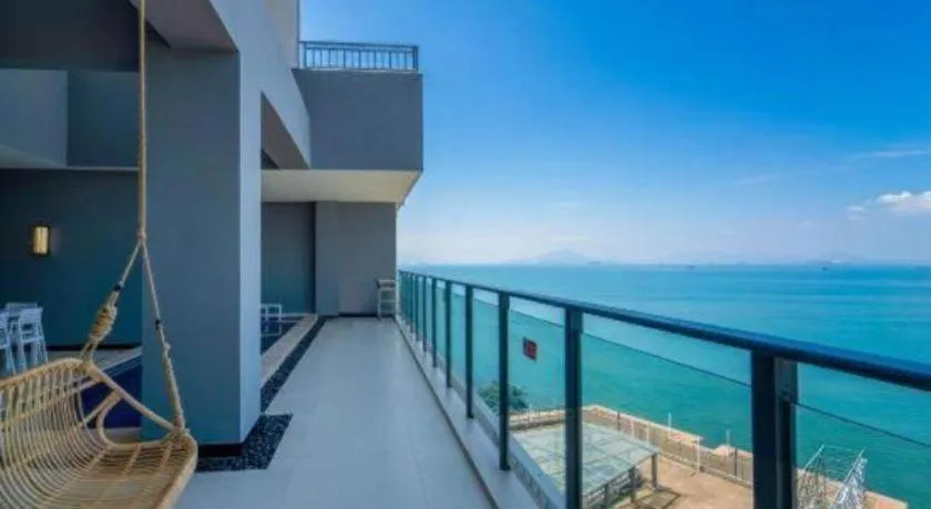 Island Skylight Resort