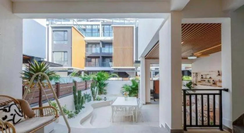 Island Skylight Resort