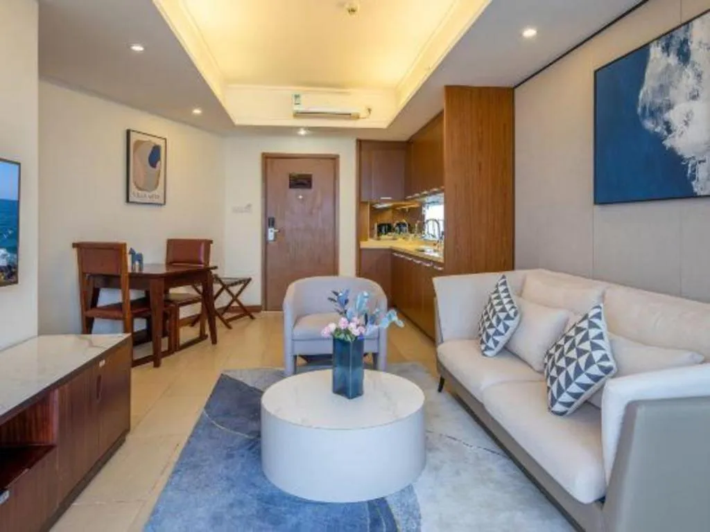 Island Skylight Resort