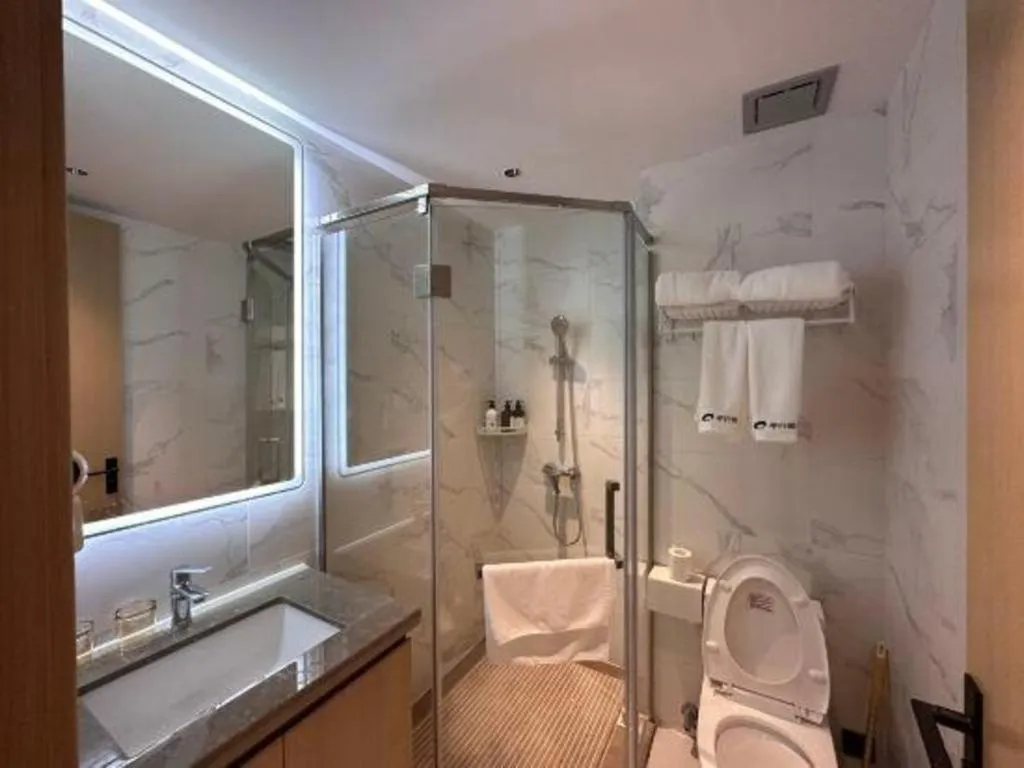 Island Skylight Resort