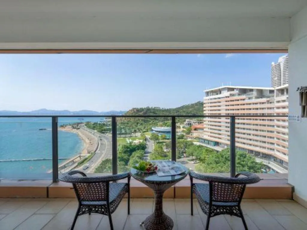 Island Skylight Resort