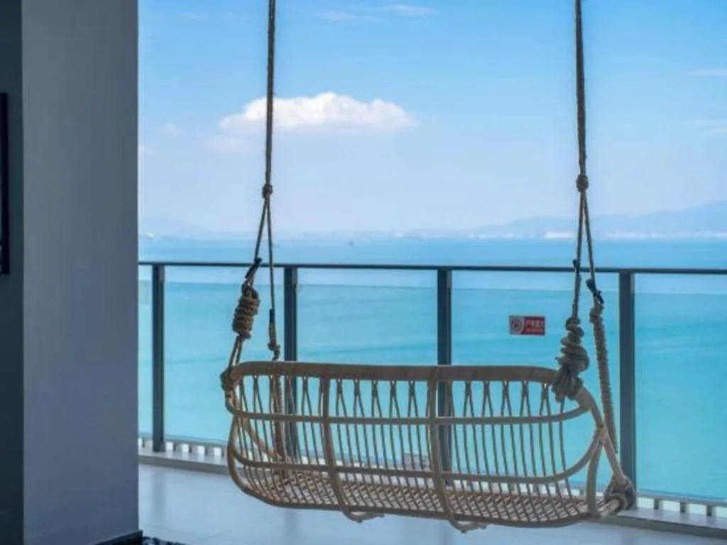 Island Skylight Resort