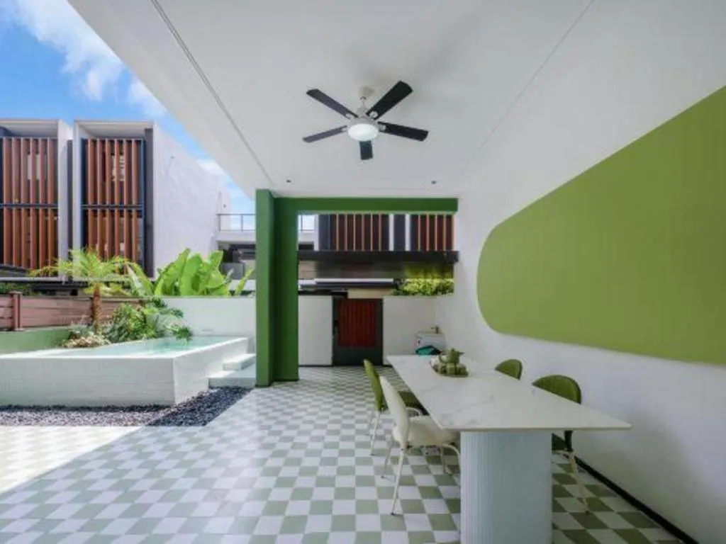 Island Skylight Resort