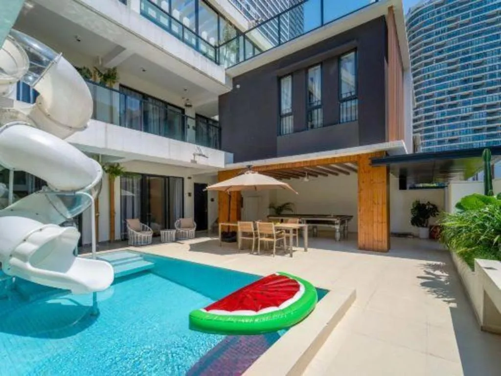 Island Skylight Resort