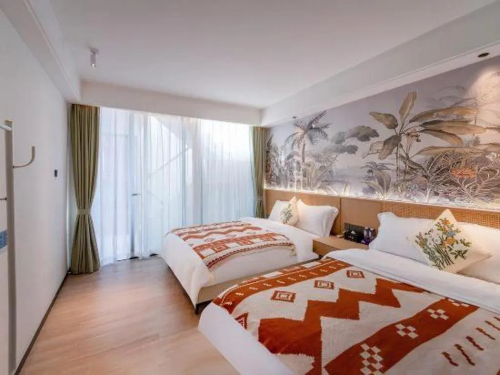 Bed in Island Skylight Resort