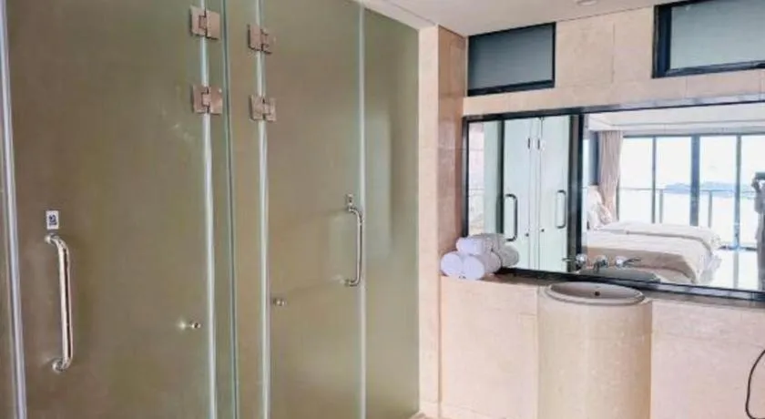 Island Skylight Resort