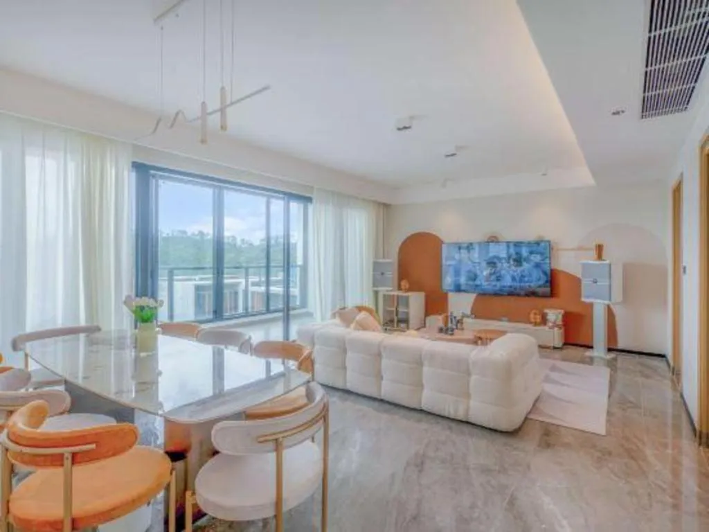 Island Skylight Resort