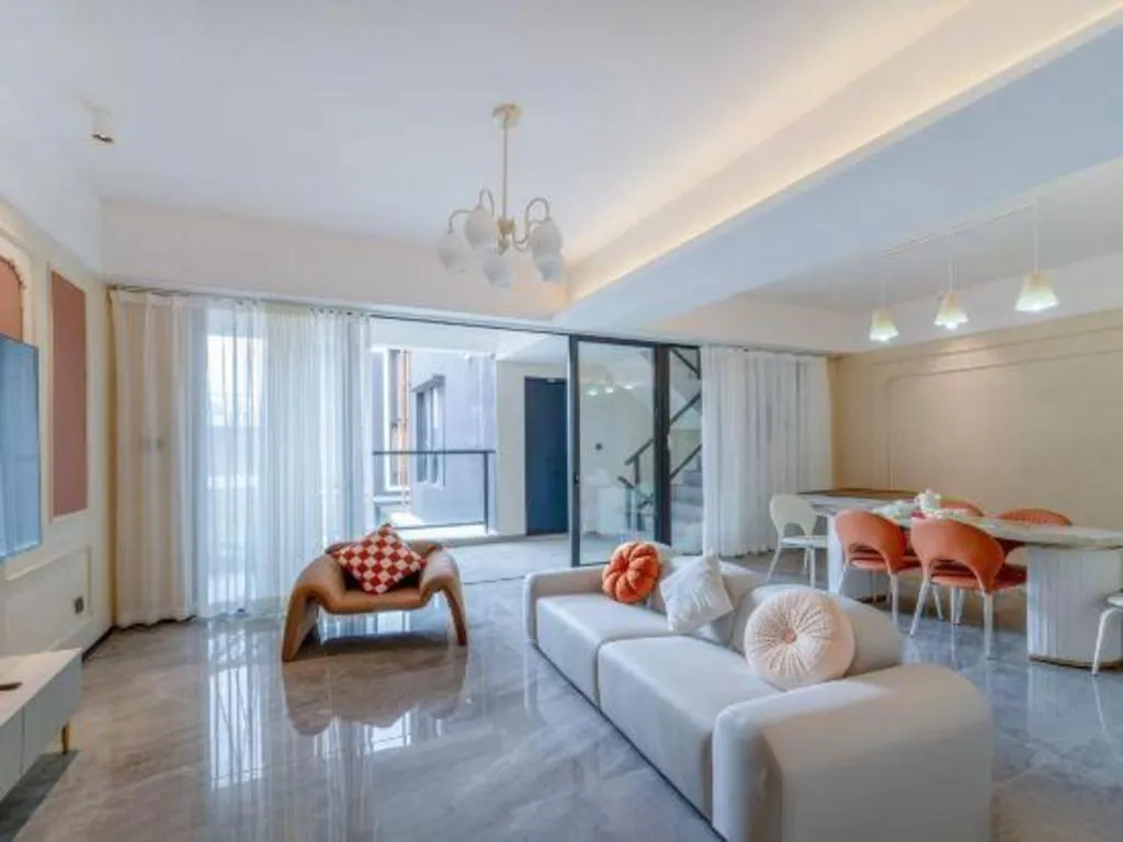 Island Skylight Resort