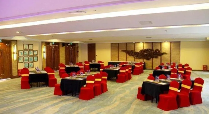 Island Skylight Resort