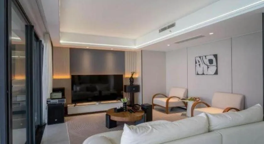 Island Skylight Resort