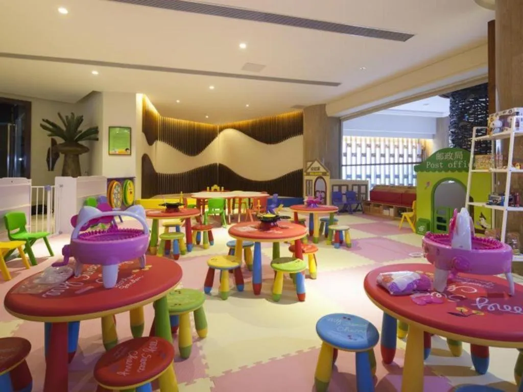 Island Skylight Resort