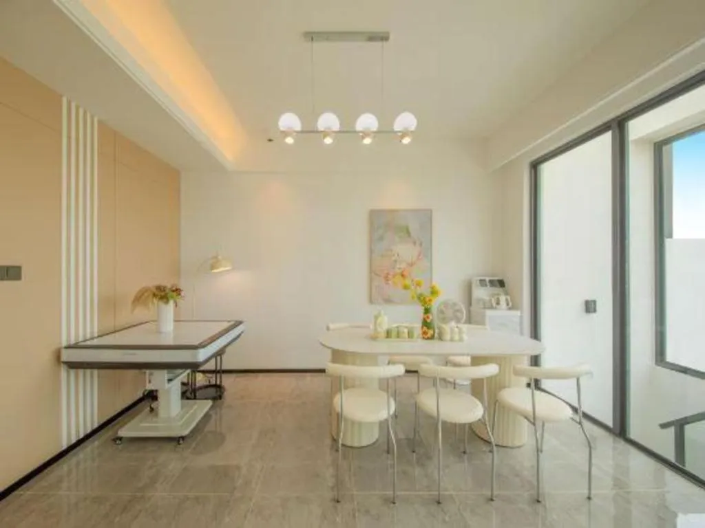 Island Skylight Resort