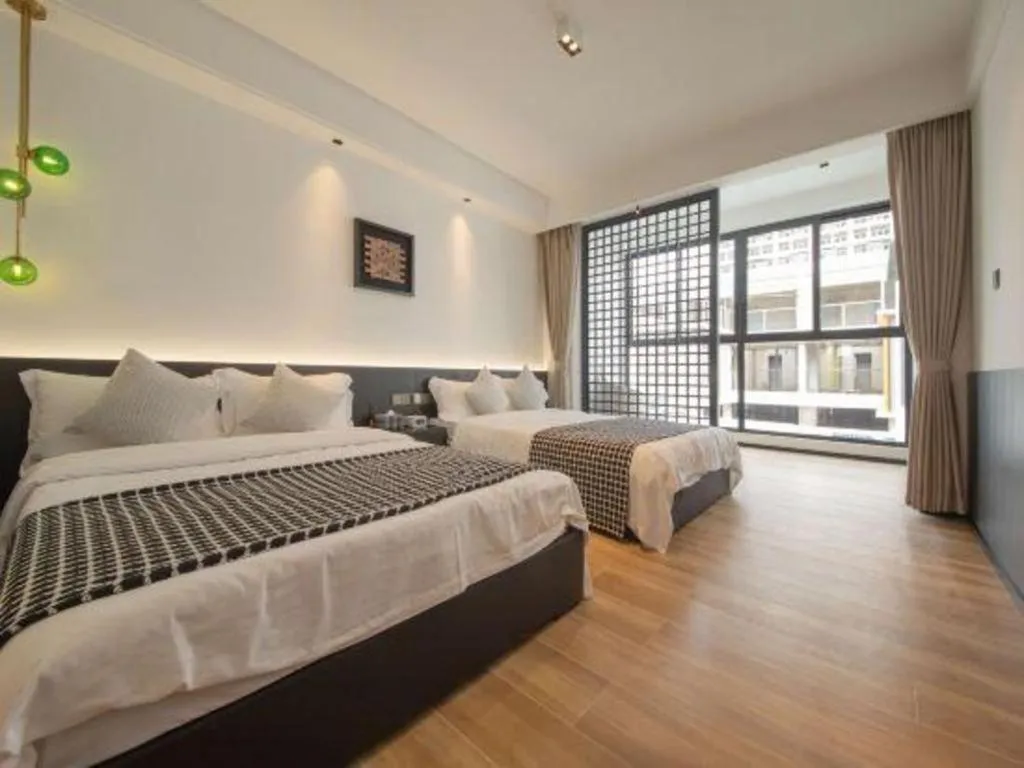 Bed in Island Skylight Resort