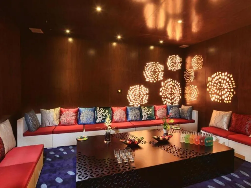 Island Skylight Resort