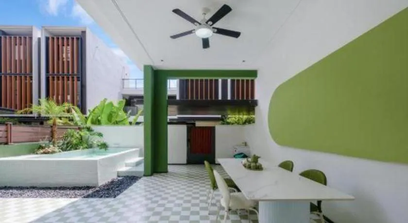 Island Skylight Resort