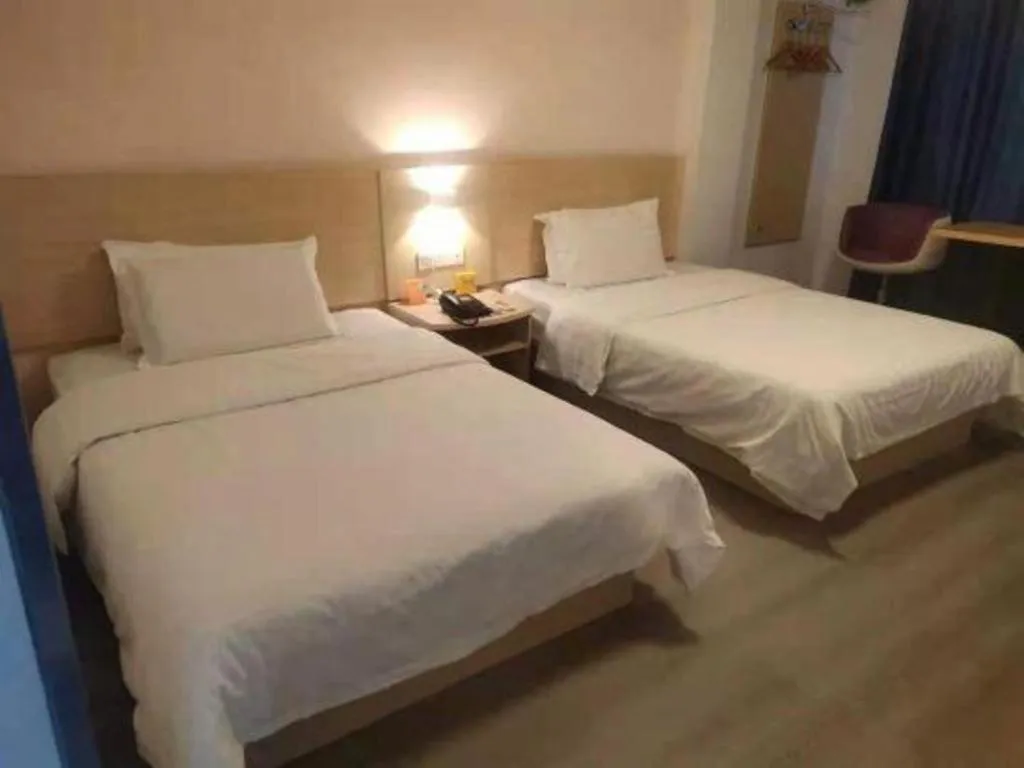Bed in 7 Days Inn Ningbo Xiangshan Renmin Plaza Branch