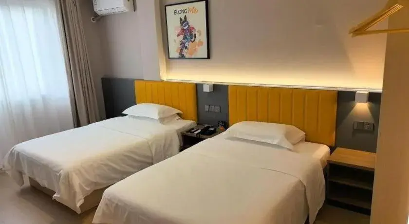 Bed in 7 Days Inn Ningbo Xiangshan Renmin Plaza Branch Bed in 7 Days Inn Ningbo Xiangshan Renmin Plaza Branch