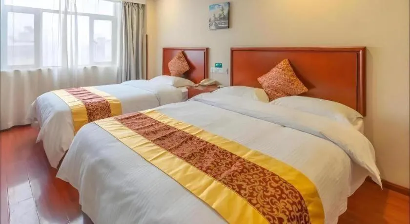 Bed in GreenTree Inn Anhui Yaohai District MingGuang Road Bus Station Express Hotel