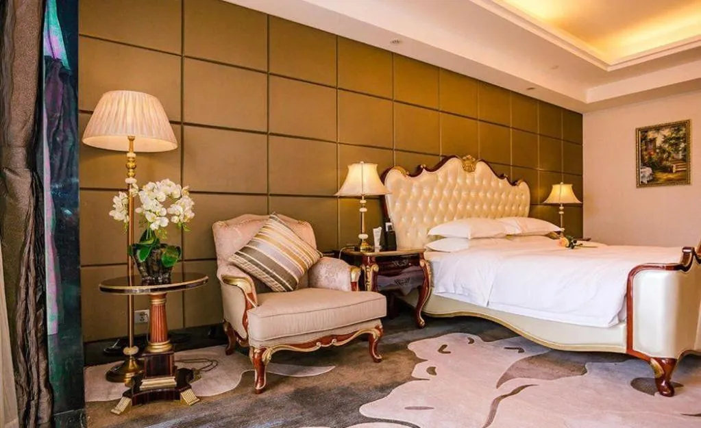 Bed in Country Garden Phoenix Hotel Yangshan