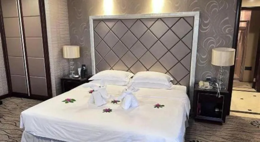 Bed in Country Garden Phoenix Hotel Yangshan