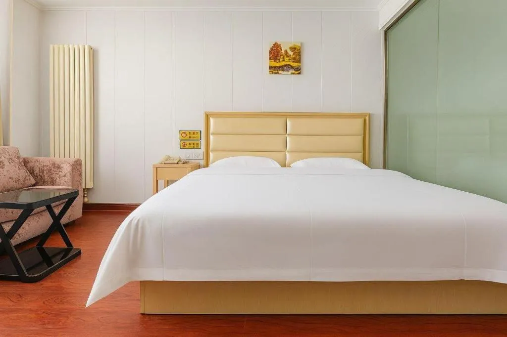 Bed in GreenTree Inn Yinchuan Pedestrian Street East Liqun Street Express Hotel