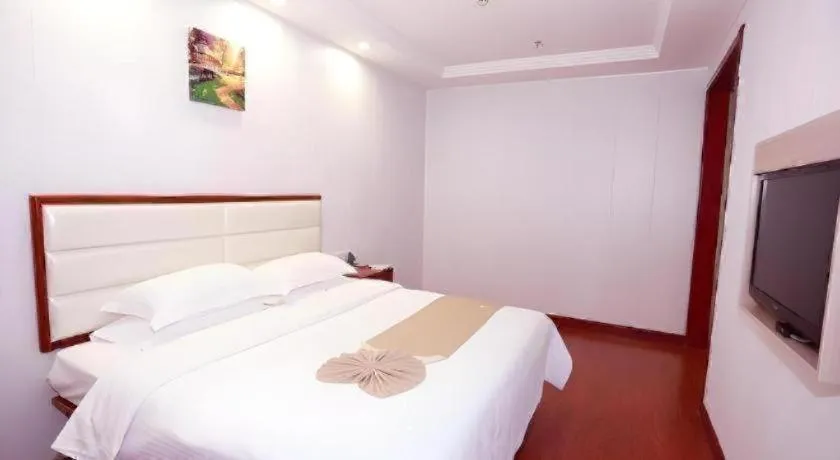 Bed in GreenTree Inn Yinchuan Pedestrian Street East Liqun Street Express Hotel