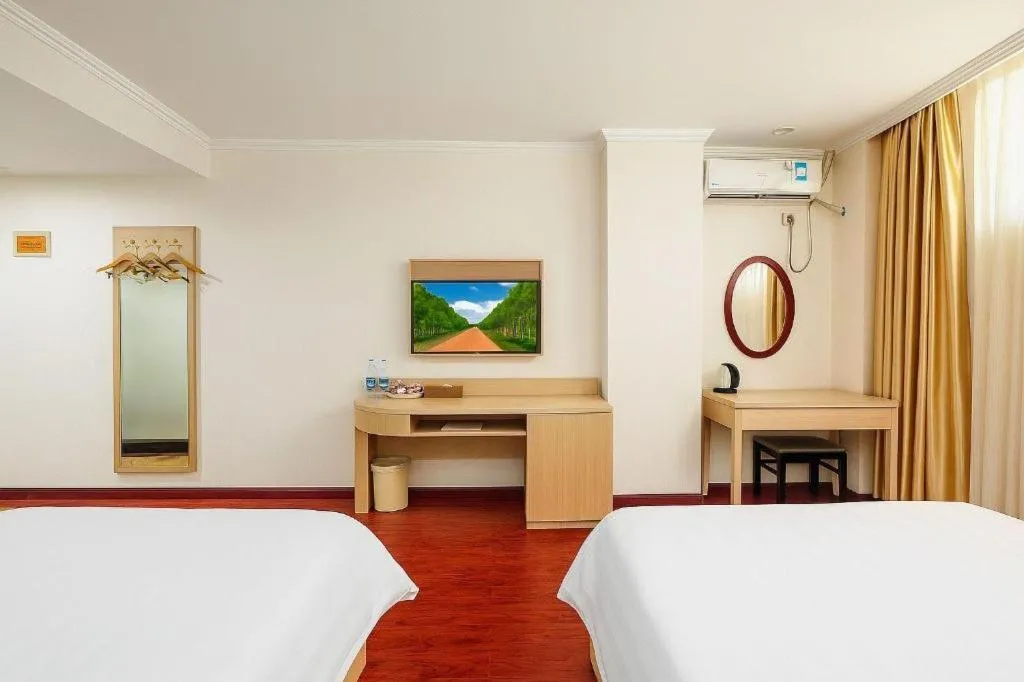 Bed in GreenTree Inn Yinchuan Pedestrian Street East Liqun Street Express Hotel