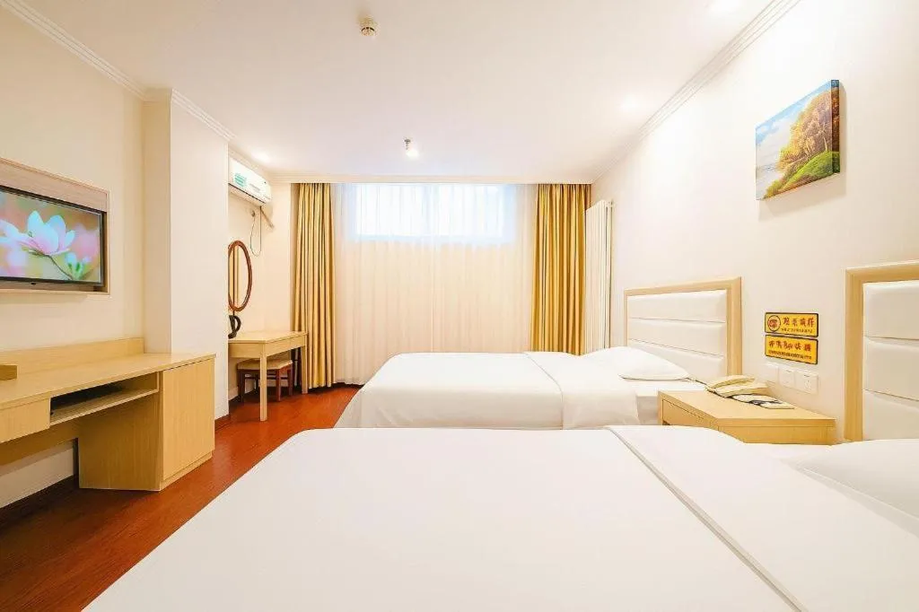 Bed in GreenTree Inn Yinchuan Pedestrian Street East Liqun Street Express Hotel