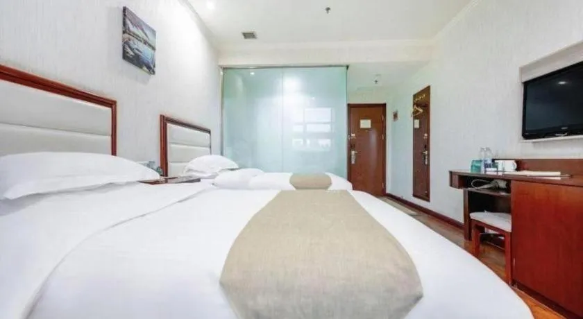 Bed in GreenTree Inn Yinchuan Pedestrian Street East Liqun Street Express Hotel
