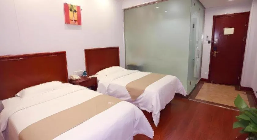 Bed in GreenTree Inn Yinchuan Pedestrian Street East Liqun Street Express Hotel