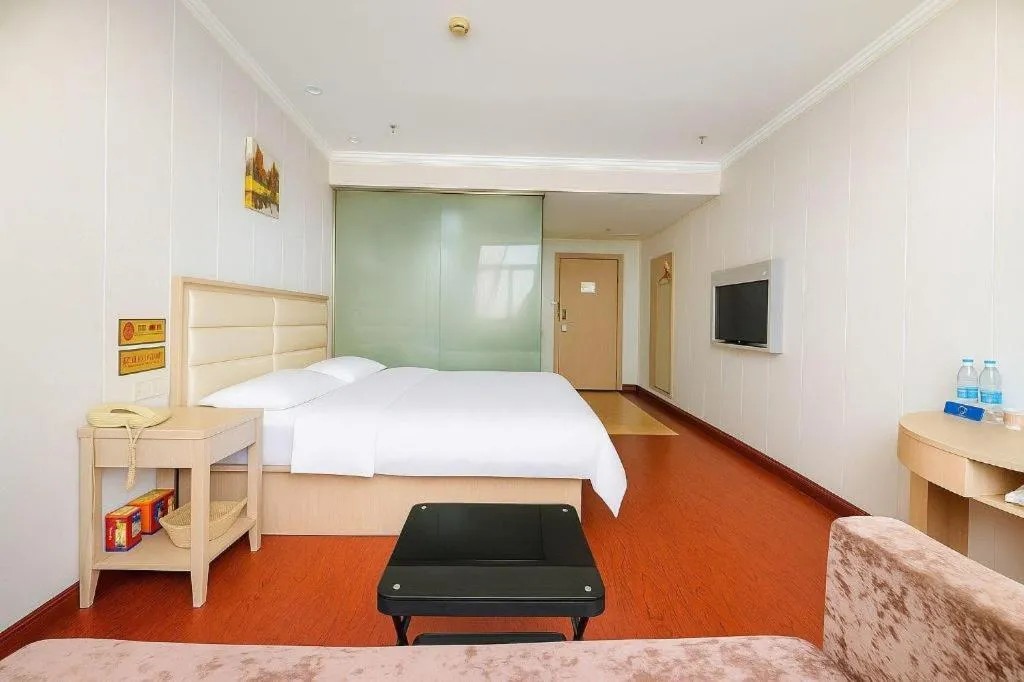 Bed in GreenTree Inn Yinchuan Pedestrian Street East Liqun Street Express Hotel