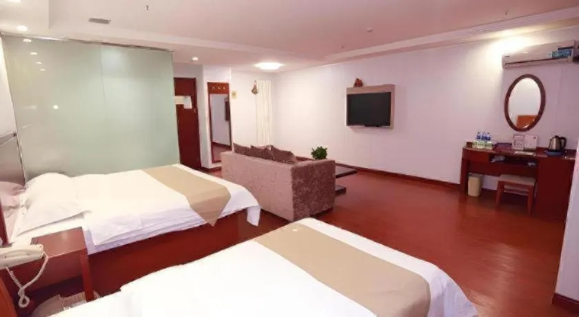 Bed in GreenTree Inn Yinchuan Pedestrian Street East Liqun Street Express Hotel