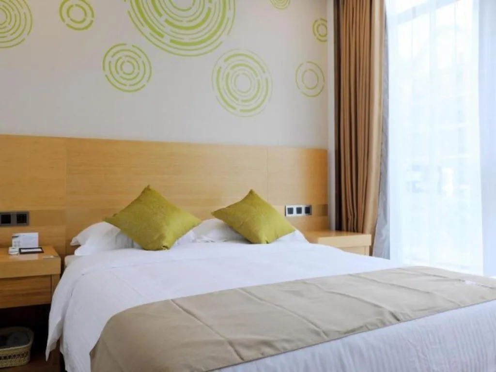 Bed in GreenTree Inn Suzhou Changshu North Haiyu Road Changhui Square Express Hotel