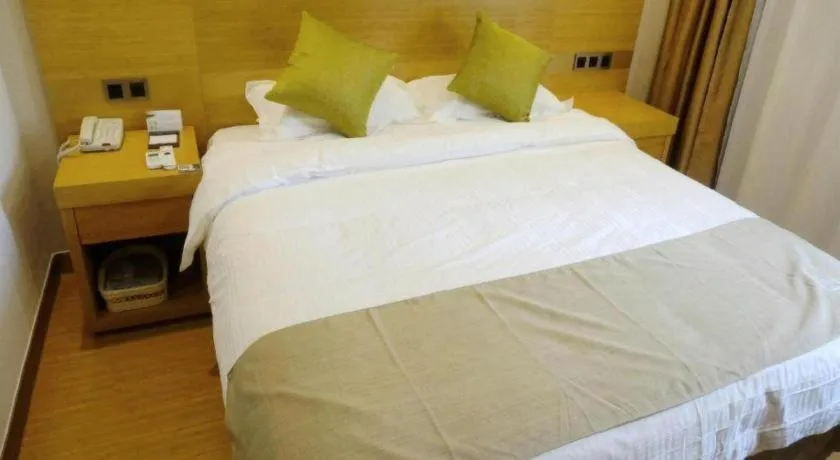 Bed in GreenTree Inn Suzhou Changshu North Haiyu Road Changhui Square Express Hotel