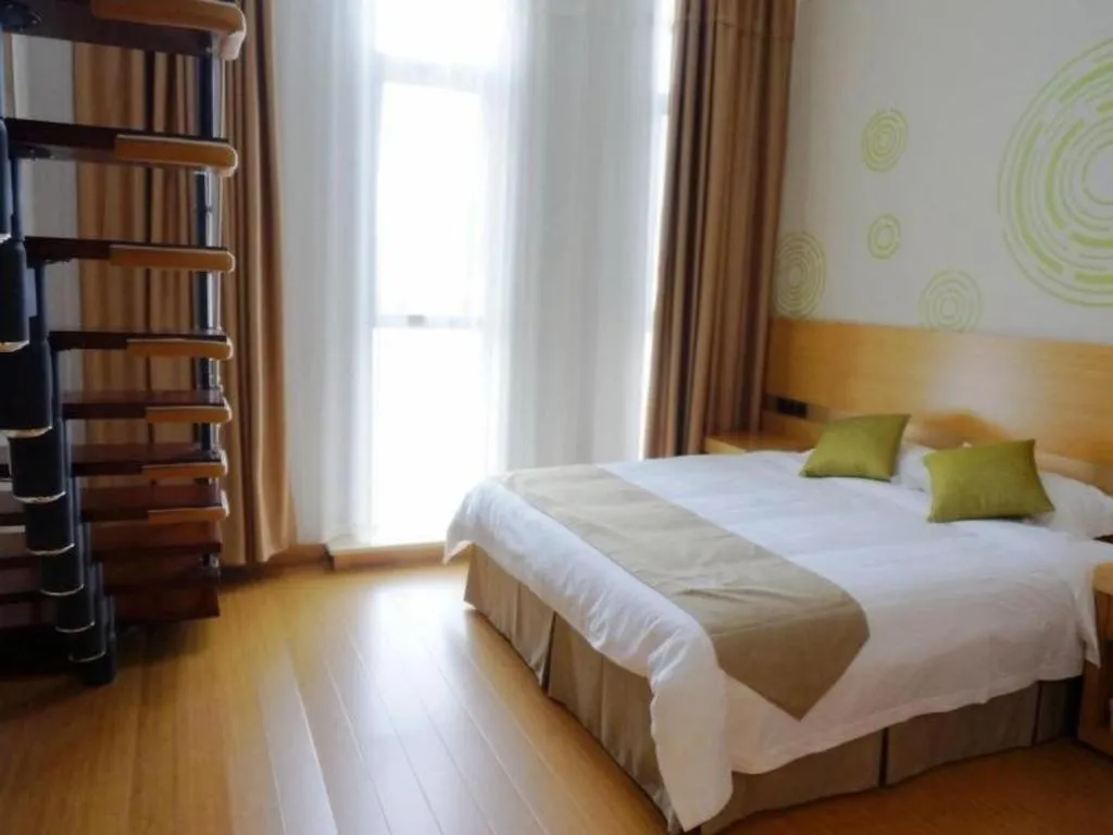 Bed in GreenTree Inn Suzhou Changshu North Haiyu Road Changhui Square Express Hotel