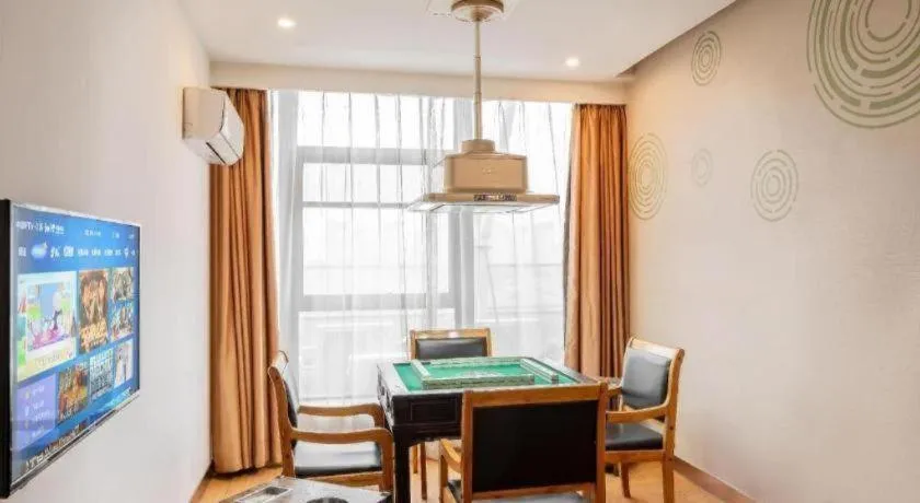 GreenTree Inn Suzhou Changshu North Haiyu Road Changhui Square Express Hotel