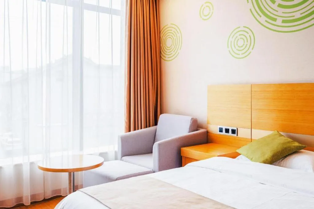 Bed in GreenTree Inn Suzhou Changshu North Haiyu Road Changhui Square Express Hotel