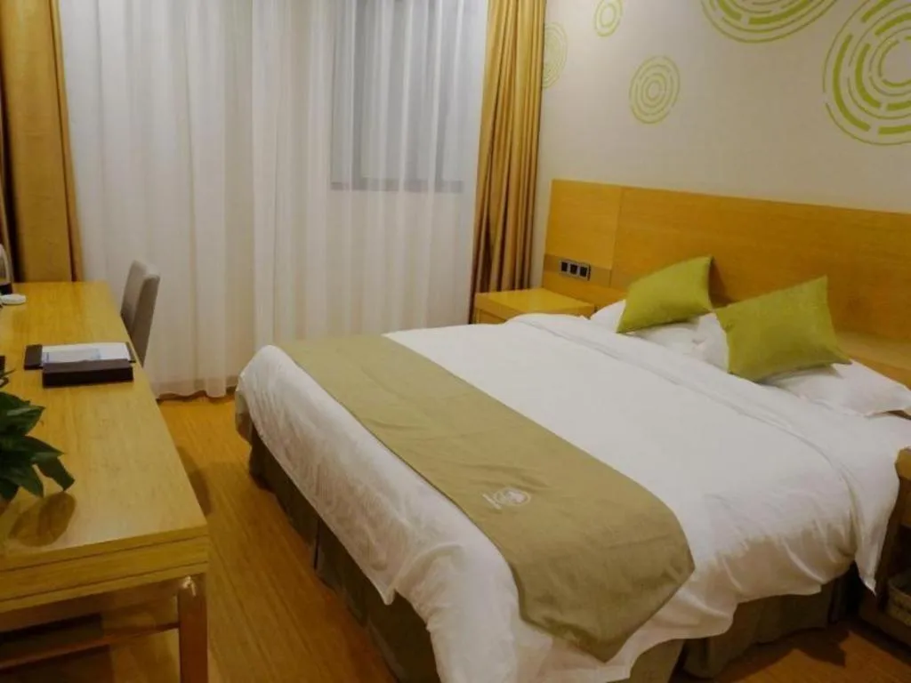Bed in GreenTree Inn Suzhou Changshu North Haiyu Road Changhui Square Express Hotel
