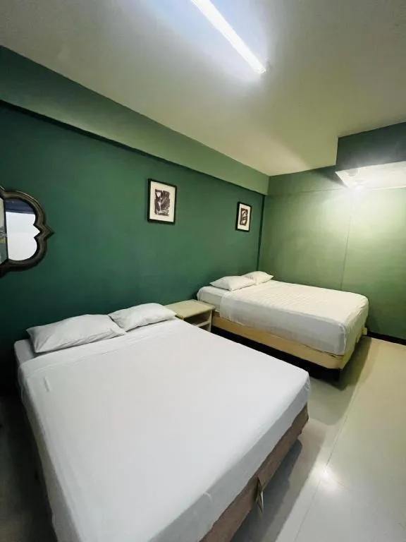 Bed in Dreamwave Resort Laguna