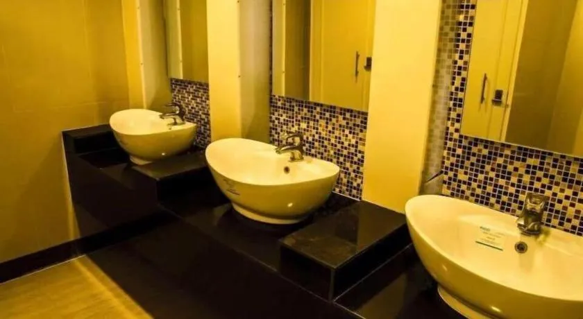 Dreamwave Resort Laguna