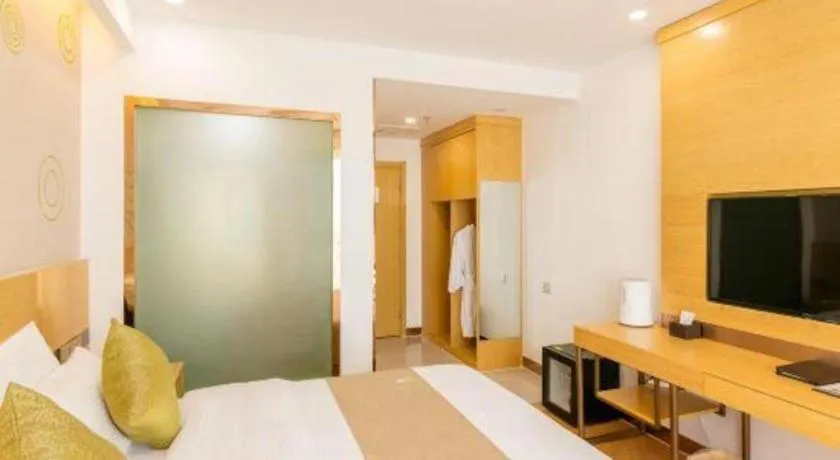 Bed in GreenTree Inn Qufu High Speed Railway Station