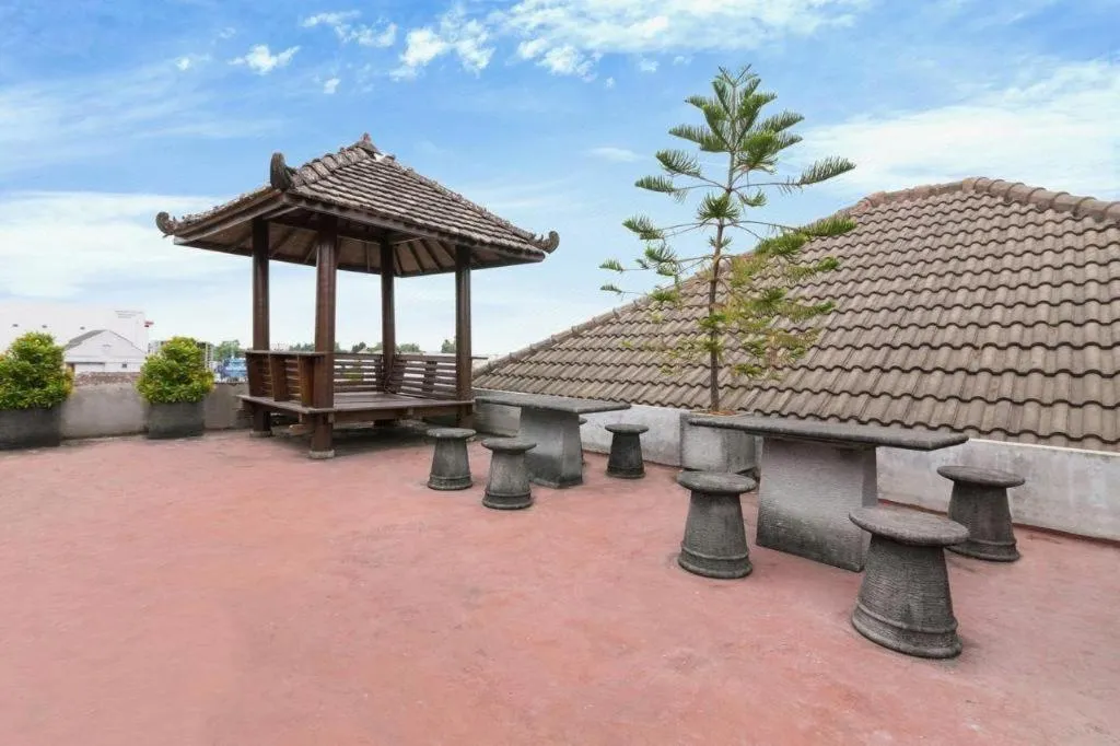 OYO 1242 Penginapan RB Syariah