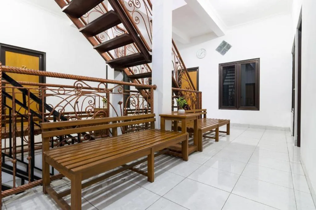 OYO 1242 Penginapan RB Syariah