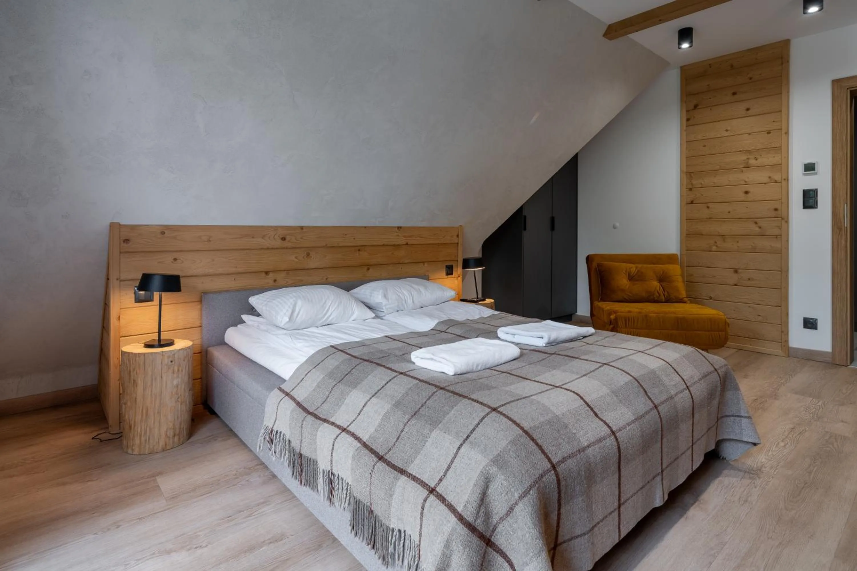 Bed in RentPlanet - Apartament Salwatoriańska