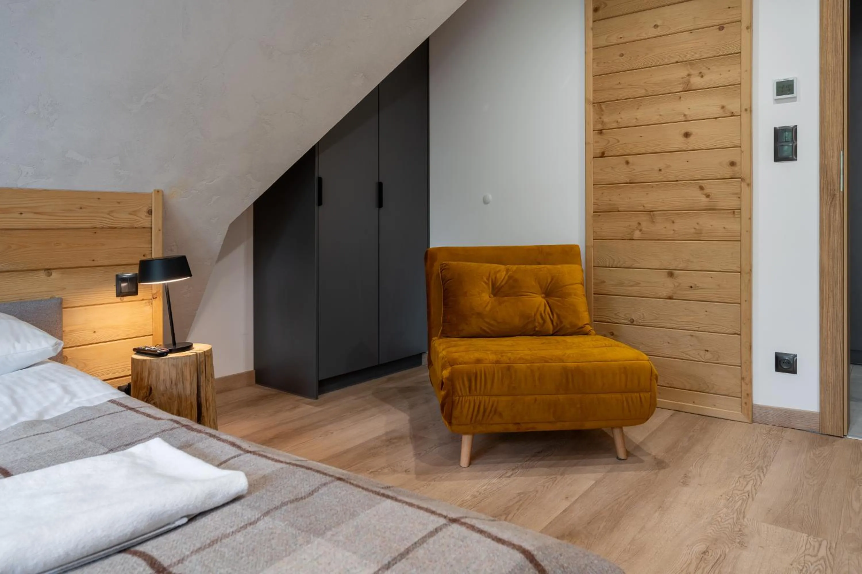 Photo of the whole room, Bed in RentPlanet - Apartament Salwatoriańska