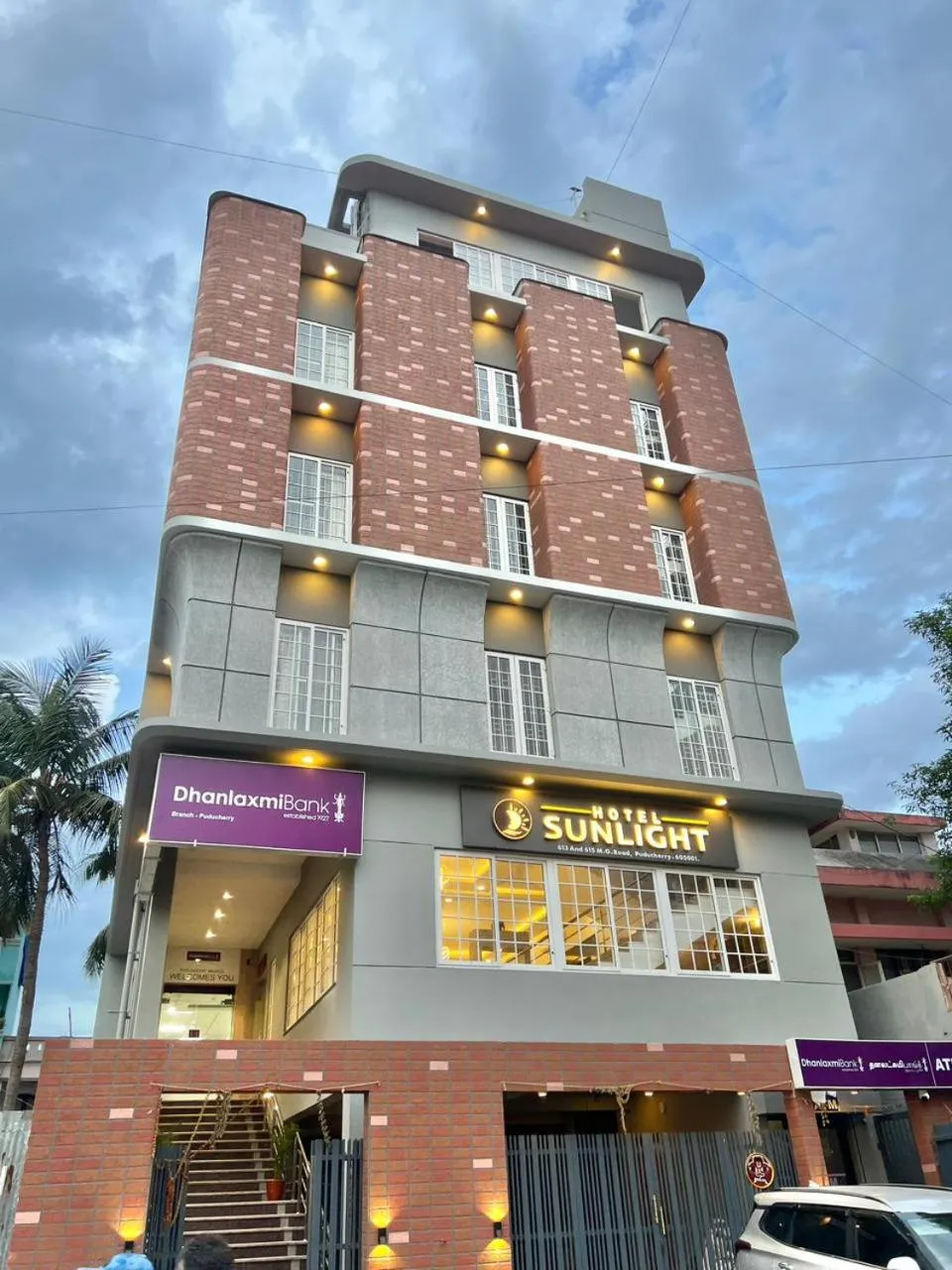 Property building in Hotel Sunlight