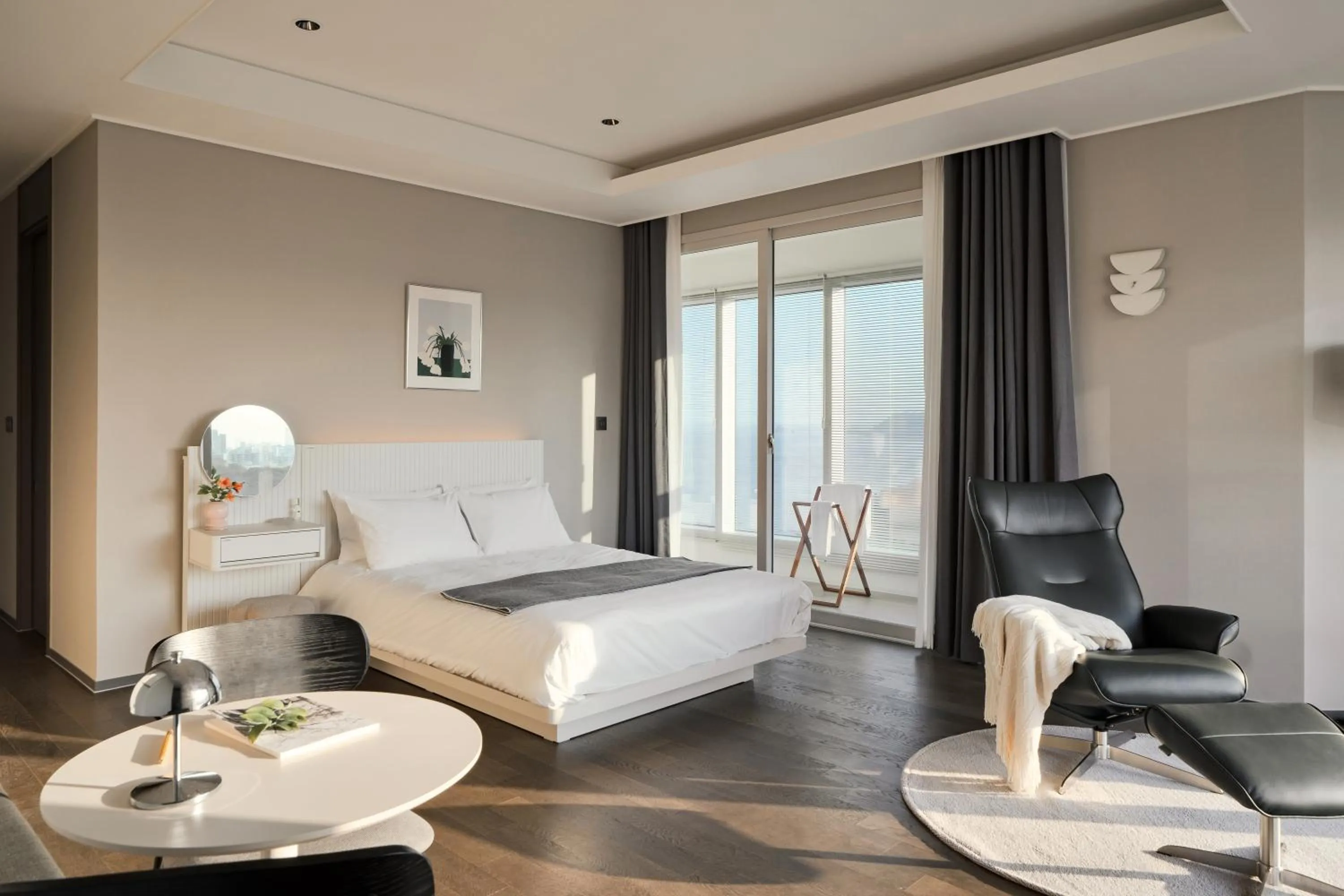 Bedroom, Bed in Le Collective Haeundae Paragraf