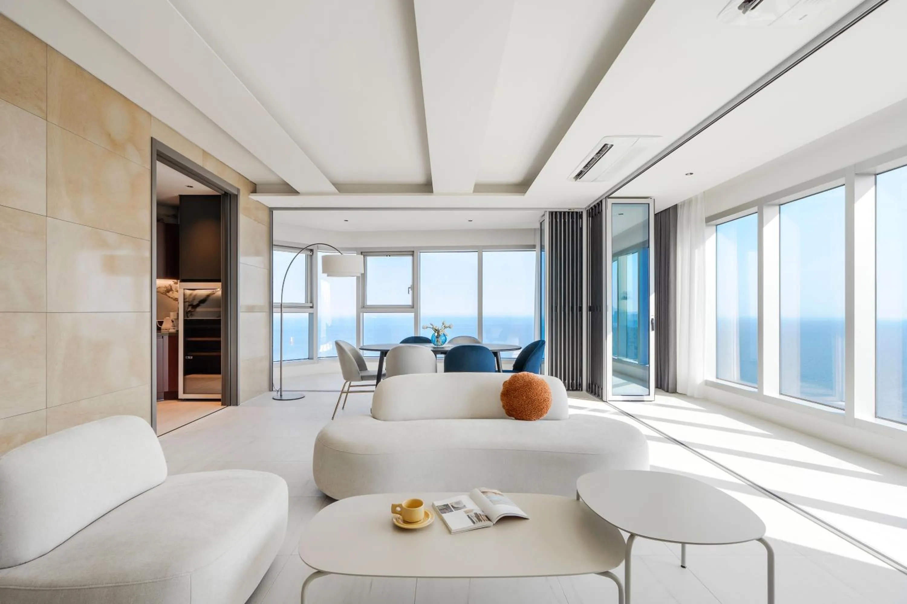 Le Collective Haeundae Paragraf