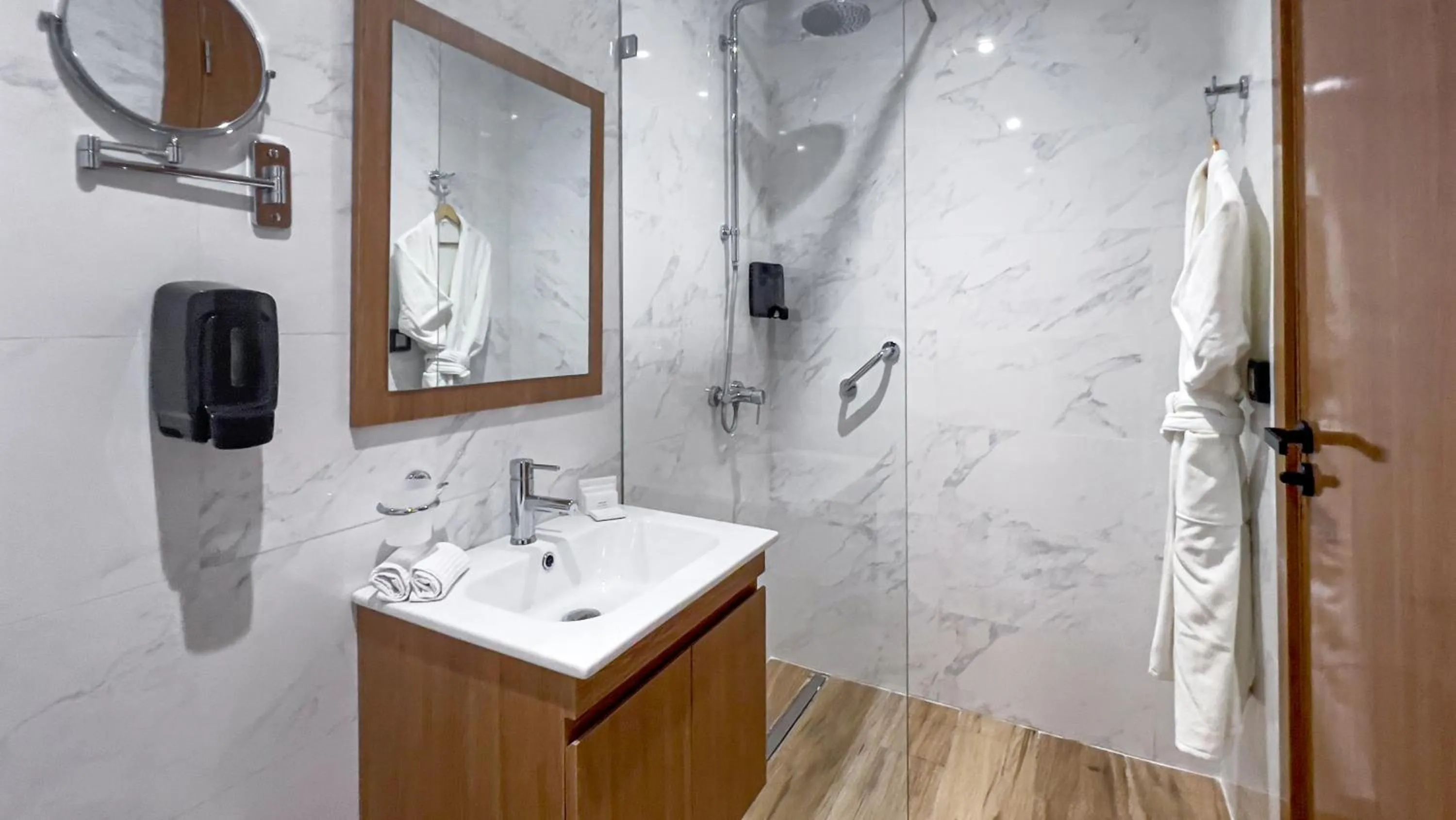 Kyriad Prestige City Center Tunis